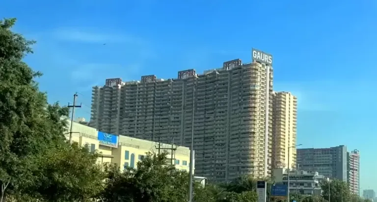 Gaur City 11th Avenue Ready to Move Flats in Greater Noida West