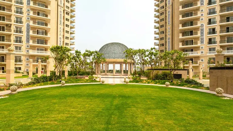 Ace Golfshire Apartments in Noida Sector 150