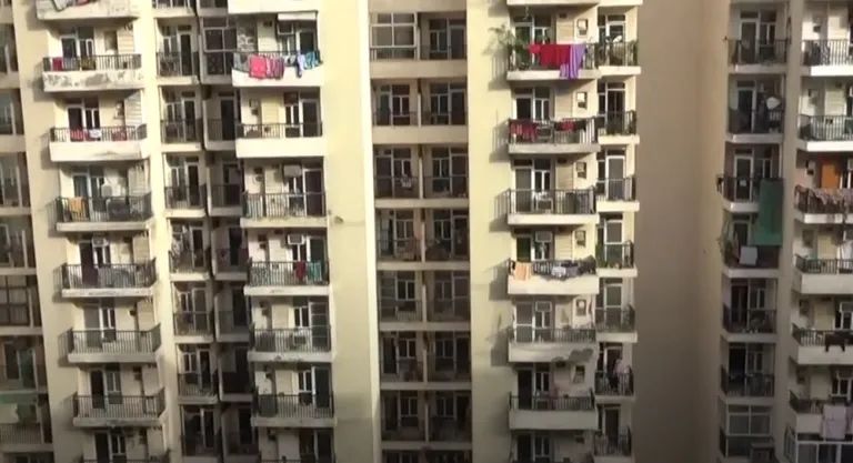 Gaur City 5th Avenue Apartments Greater Noida West