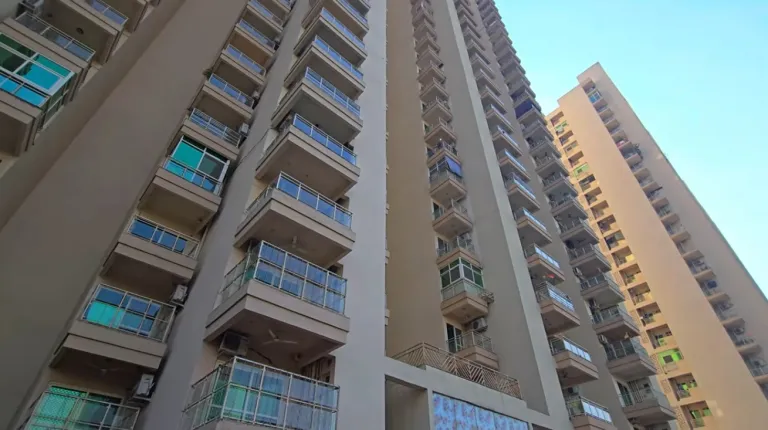 Gaur Saundaryam Ready to Move Luxury Apartments in Greater Noida West