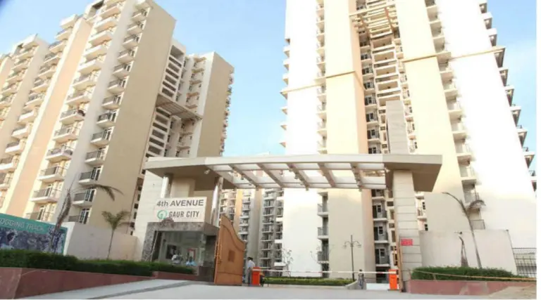 Gaur City Resale 4th Avenue Noida Extension