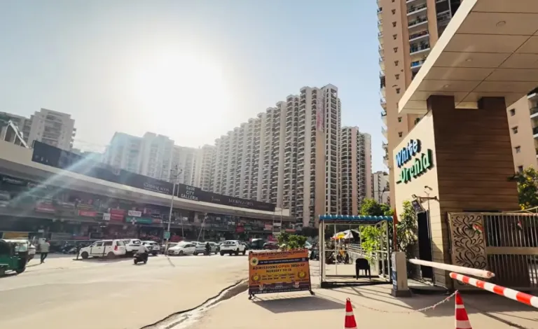 Buy Gaur City 1st Avenue Ready to Move Flats Greater Noida West