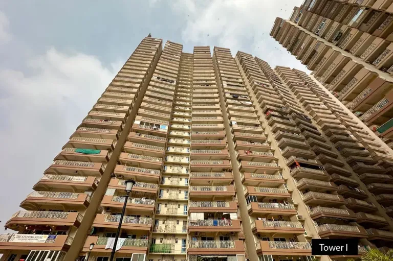 Gaur City 7th Avenue 2/3 BHK Apartments Greater Noida West