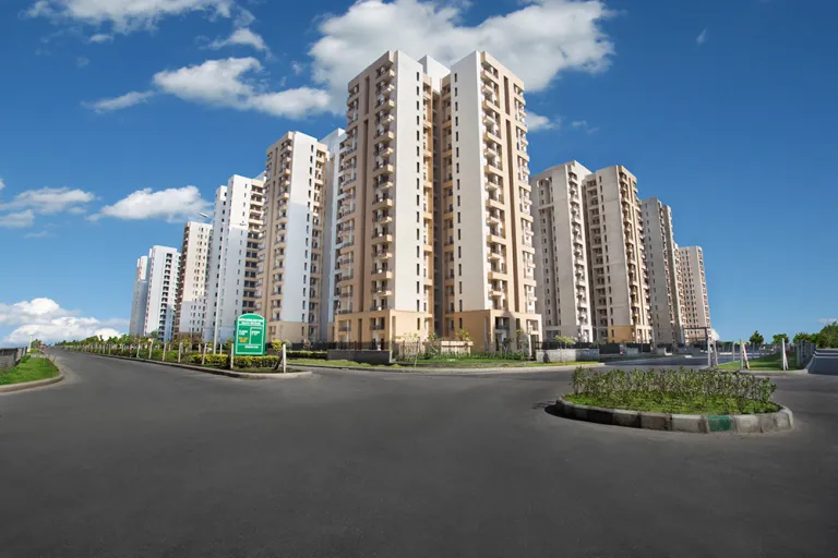 Homes Apartments For Sale in Noida